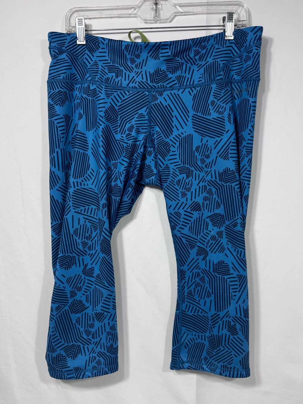 Brooks Running Capris, Size XL — Equilibrium Tech